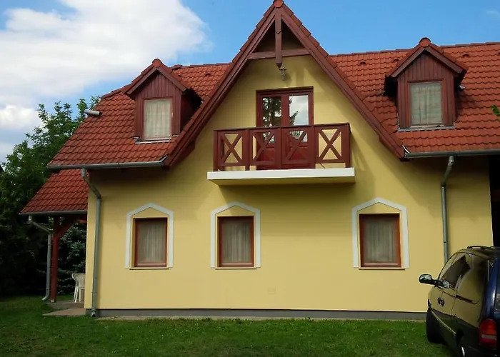 Reteshaz Strudelhaus Apartmanhaz 沃尼奥尔茨沃什海吉